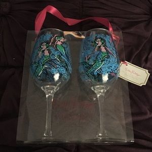 Lilly Pulitzer Set of Two Acrylic Wine Glasses.